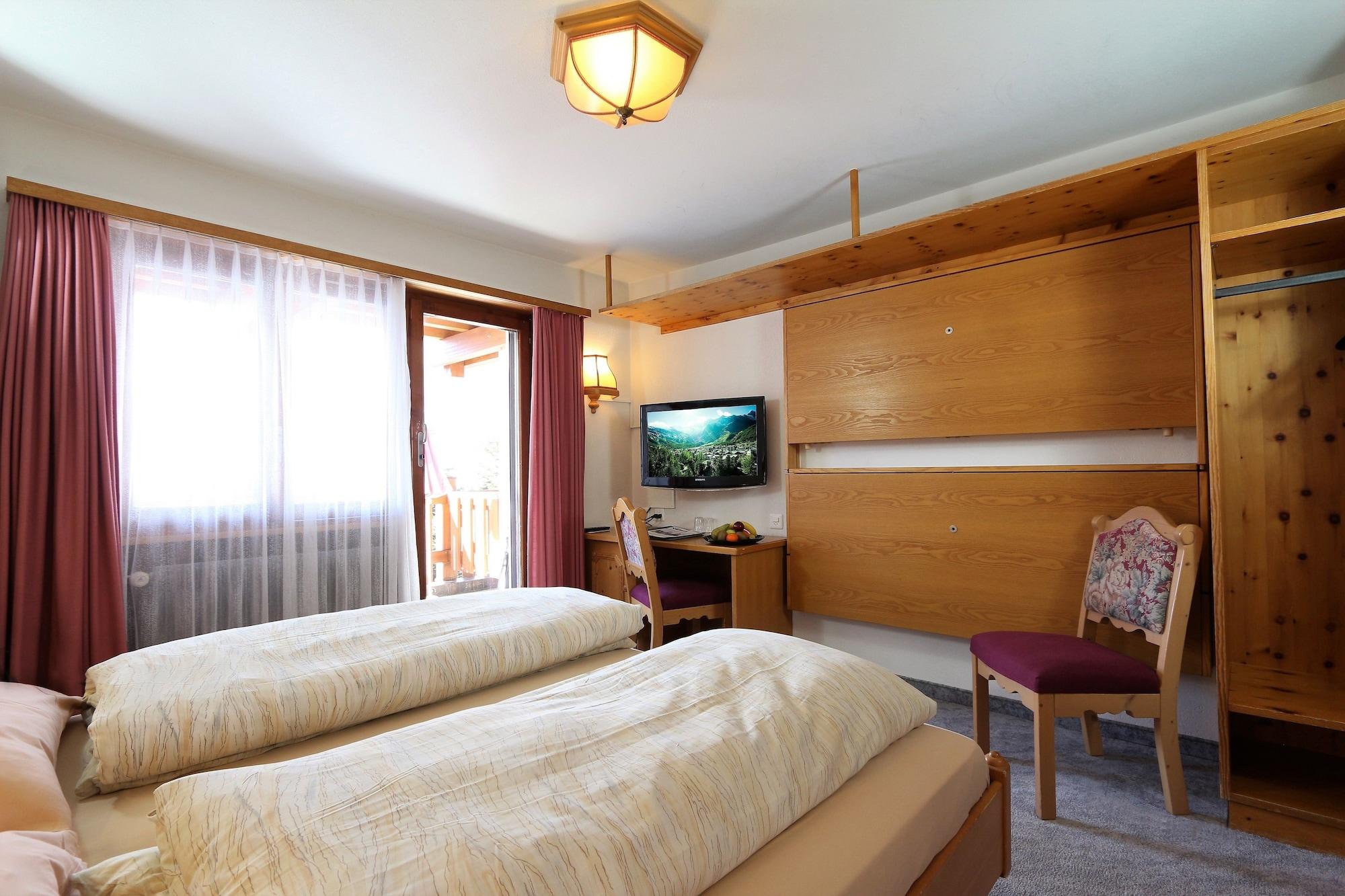 Swiss Family Hotel Alphubel Saas-Fee Bagian luar foto